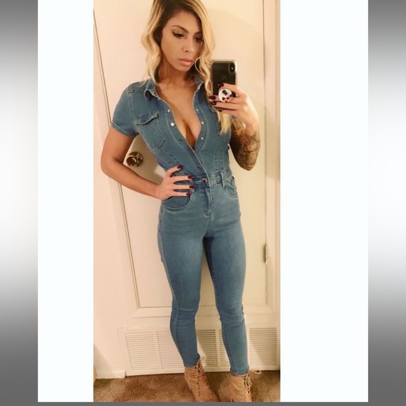 Babyboo Denim Buttoned Jumpsuit - Picture 3 of 4